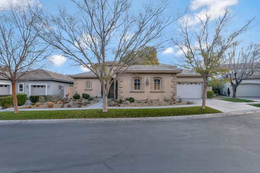 904 Pont Chartrain, Las Vegas, NV 89145