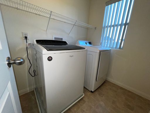 4966 Crimson Mare Rd, Las Vegas, NV 89139