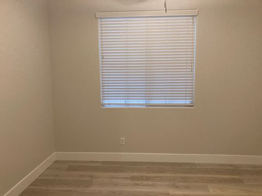 9068 Palomino Park Ct, Las Vegas, NV 89178