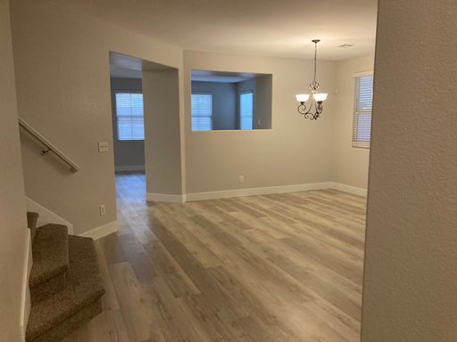 9068 Palomino Park Ct, Las Vegas, NV 89178