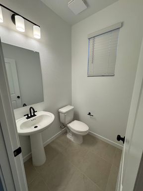 197 Wewatta Ave, Henderson, NV 89011