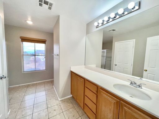 203 Del Cira Ave, Las Vegas, NV 89183