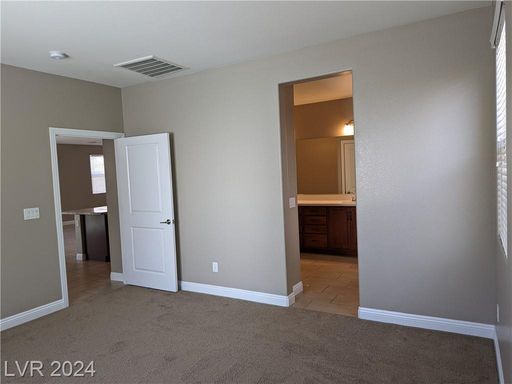 909 Old Creek , North Las Vegas, NV 89084