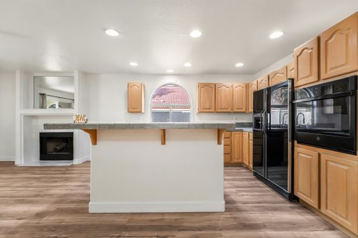 17 Sandwedge Dr, Henderson, NV 89074