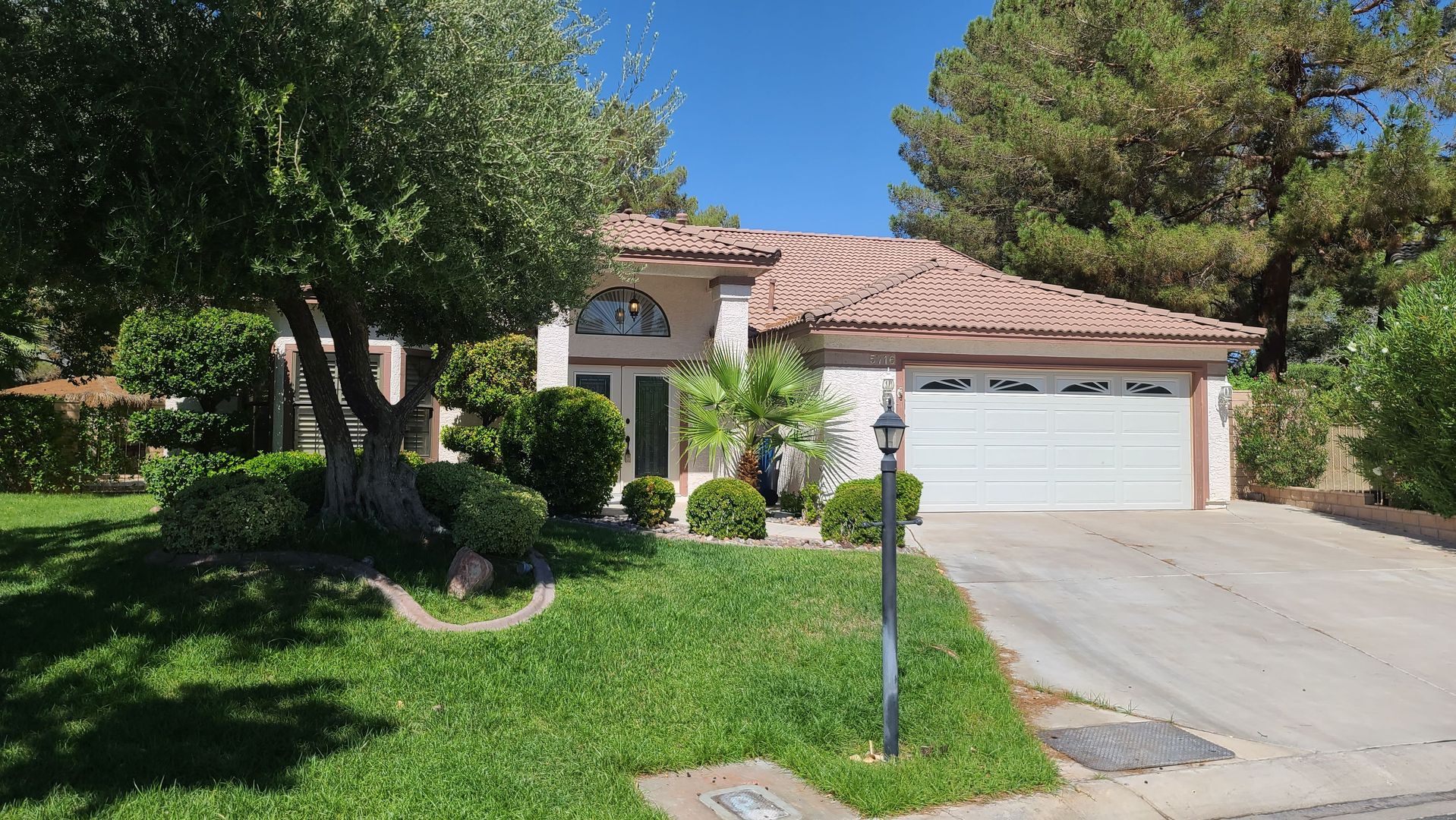 Las Vegas House: 5716 Palma Del Sol Way