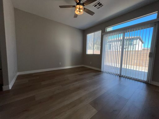 10780 Valencia Hills St, Las Vegas, NV 89141