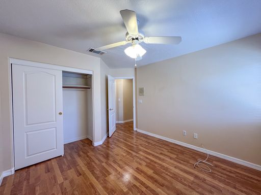 2920 Sunstone St, Las Vegas, NV 89128