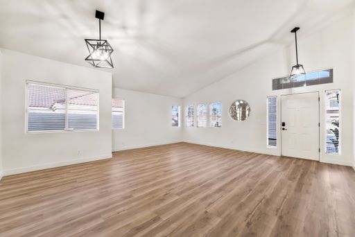 17 Sandwedge Dr, Henderson, NV 89074