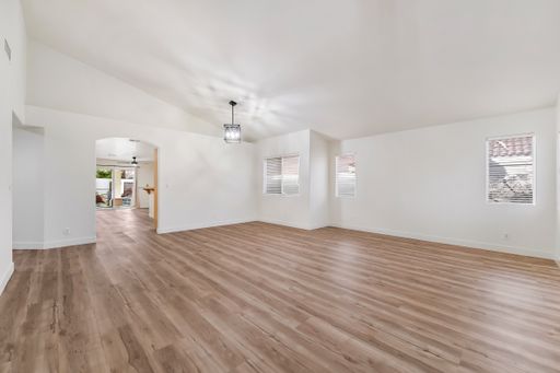 17 Sandwedge Dr, Henderson, NV 89074