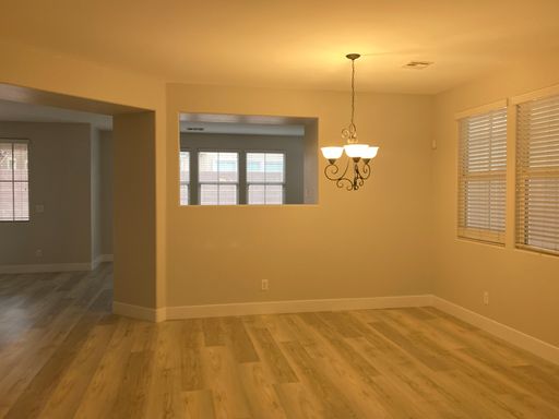 9068 Palomino Park Ct, Las Vegas, NV 89178