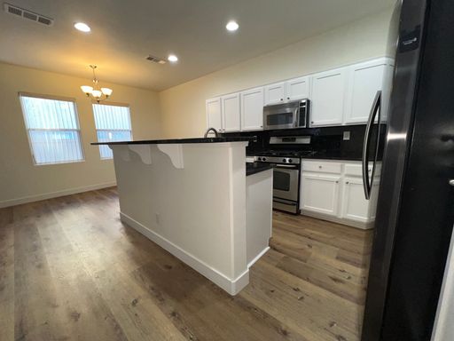 4966 Crimson Mare Rd, Las Vegas, NV 89139