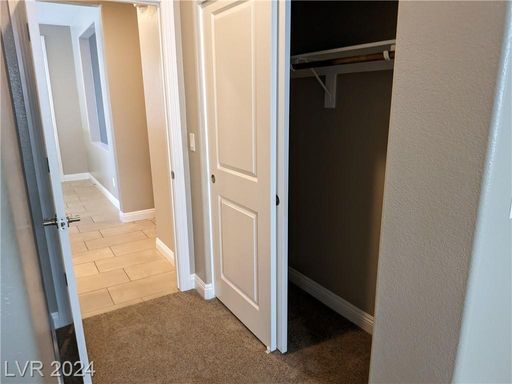 909 Old Creek , North Las Vegas, NV 89084