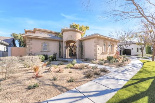 904 Pont Chartrain, Las Vegas, NV 89145