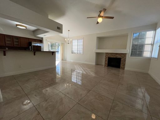 1705 King James St Unit 203, Las Vegas, NV 89144