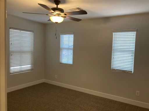 9068 Palomino Park Ct, Las Vegas, NV 89178