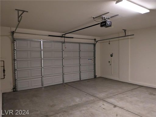 909 Old Creek , North Las Vegas, NV 89084