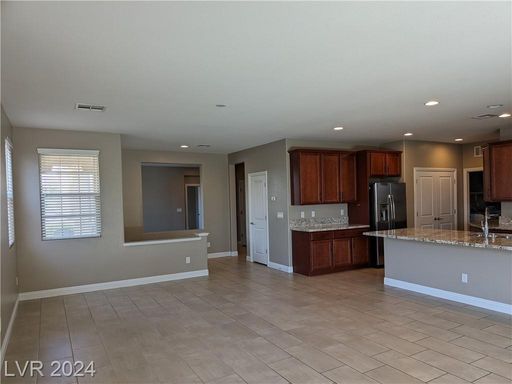 909 Old Creek , North Las Vegas, NV 89084