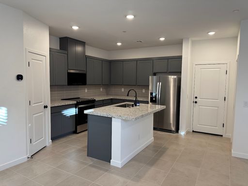 197 Wewatta Ave, Henderson, NV 89011