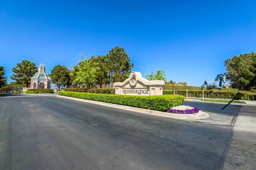 904 Pont Chartrain, Las Vegas, NV 89145