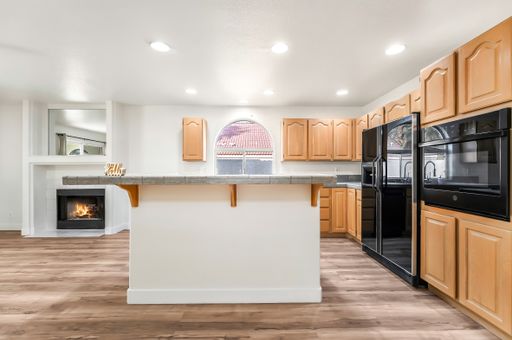 17 Sandwedge Dr, Henderson, NV 89074