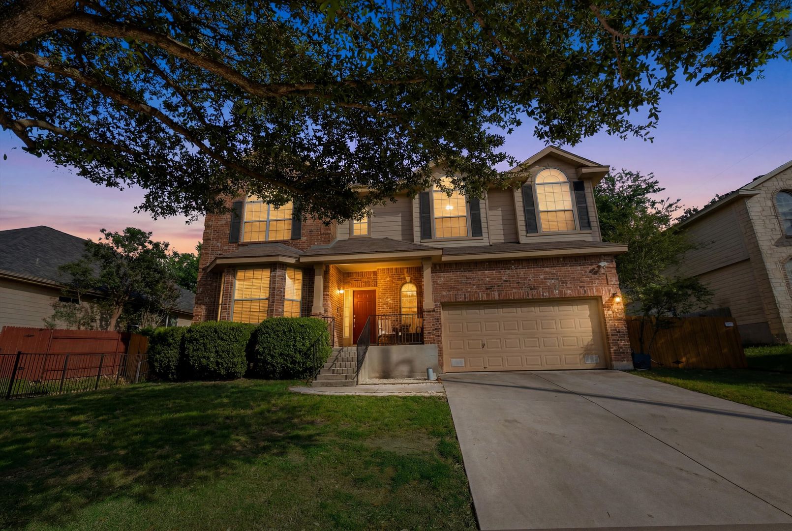San Antonio House: 16954 Darien Wing
