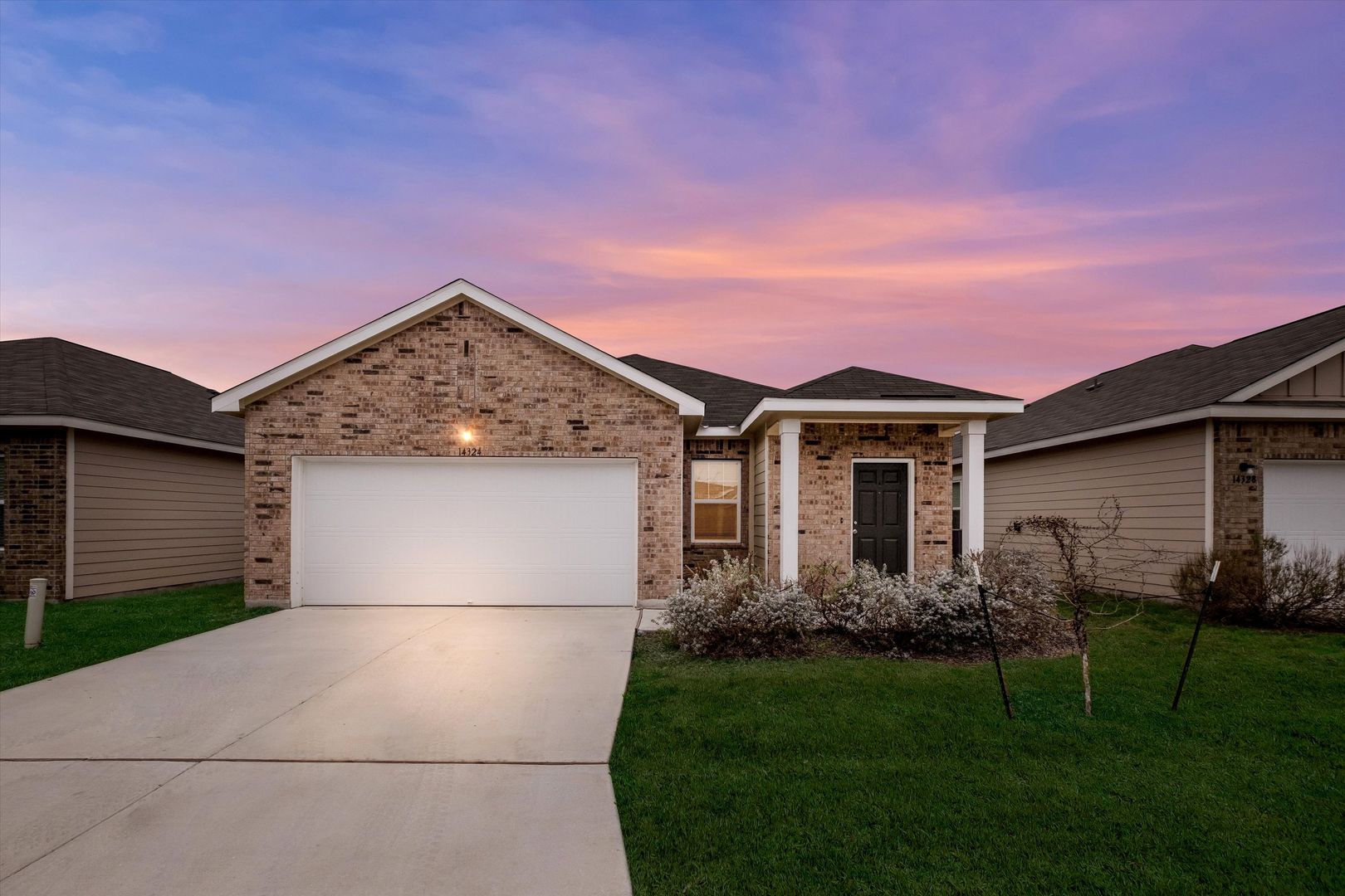 San Antonio House: 14324 Gila Crossing