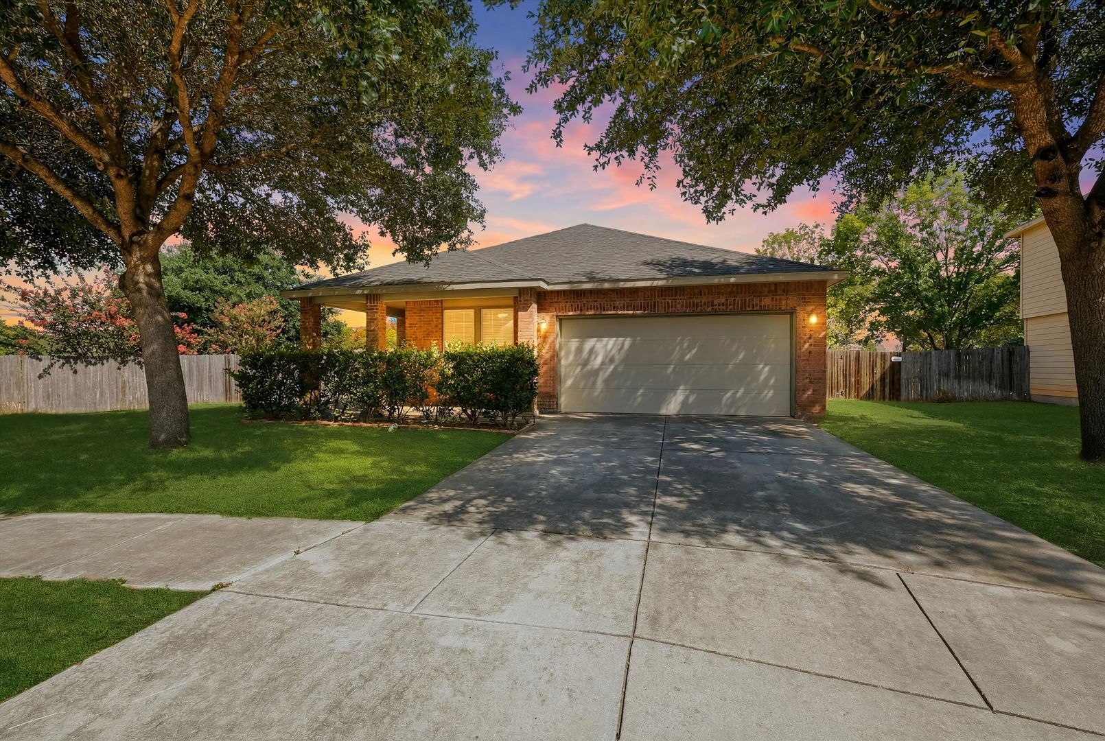 Schertz House: 101 Stampede Ranch