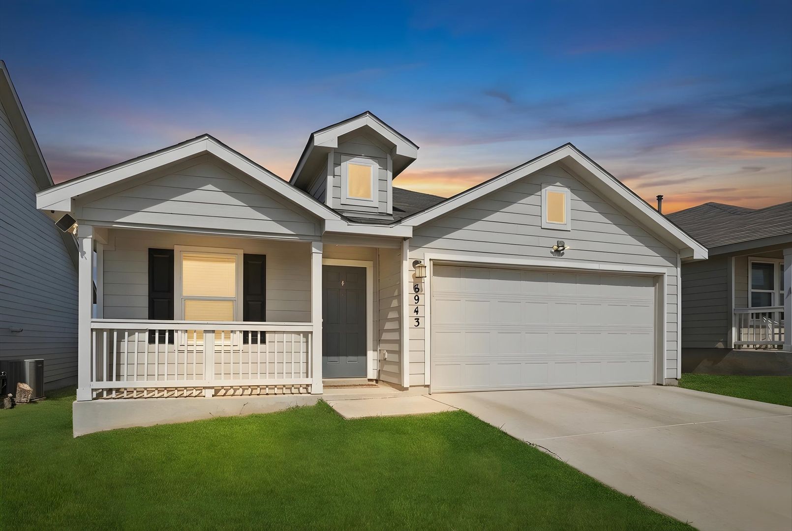 San Antonio House: 6943 Tides Trail