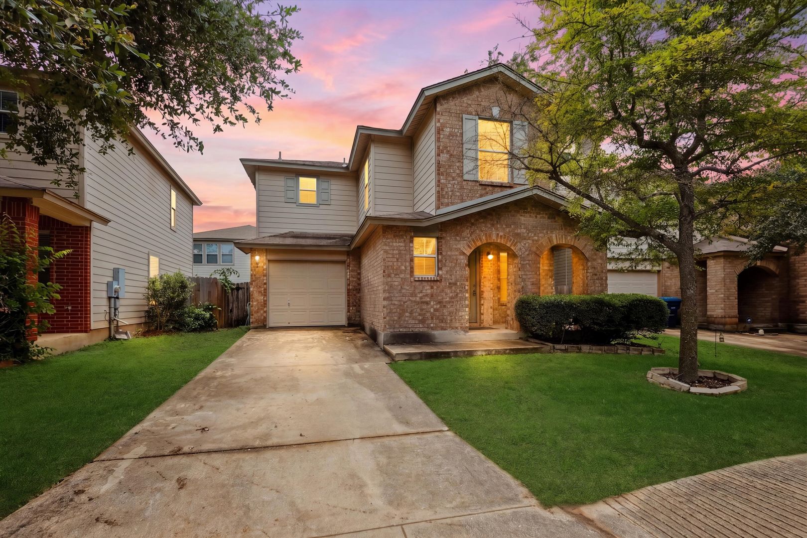 San Antonio House: 18 Anchorage Bay