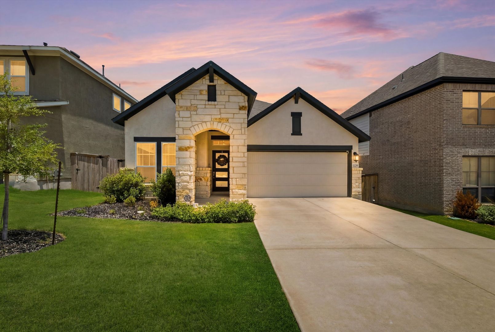 San Antonio House: 2650 Vistablue Ln