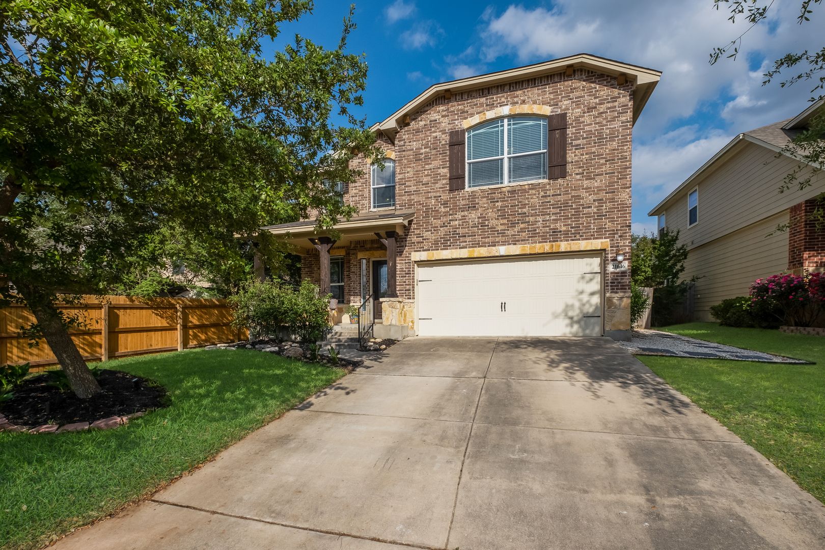 San Antonio House: 21646 Seminole Oaks