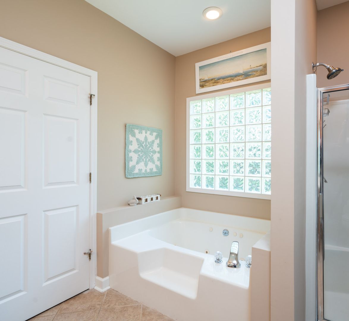 201 West Hypericum Lane 7 of 12