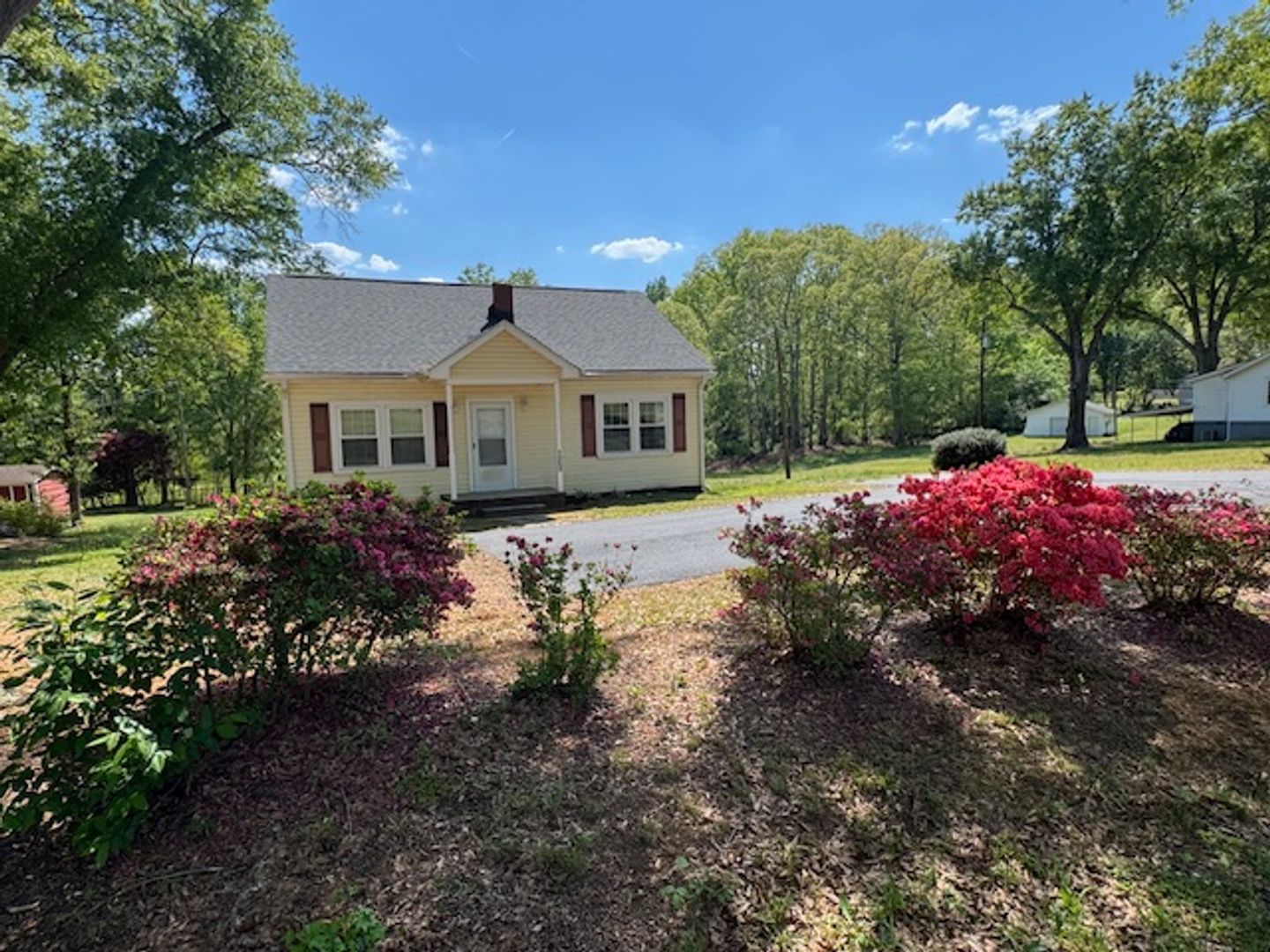 Greer House: 1352 Milford Church Rd