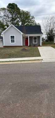 Lakeview at Berea | Brand-New 3 Bedroom Homes in Greenville – photo 1