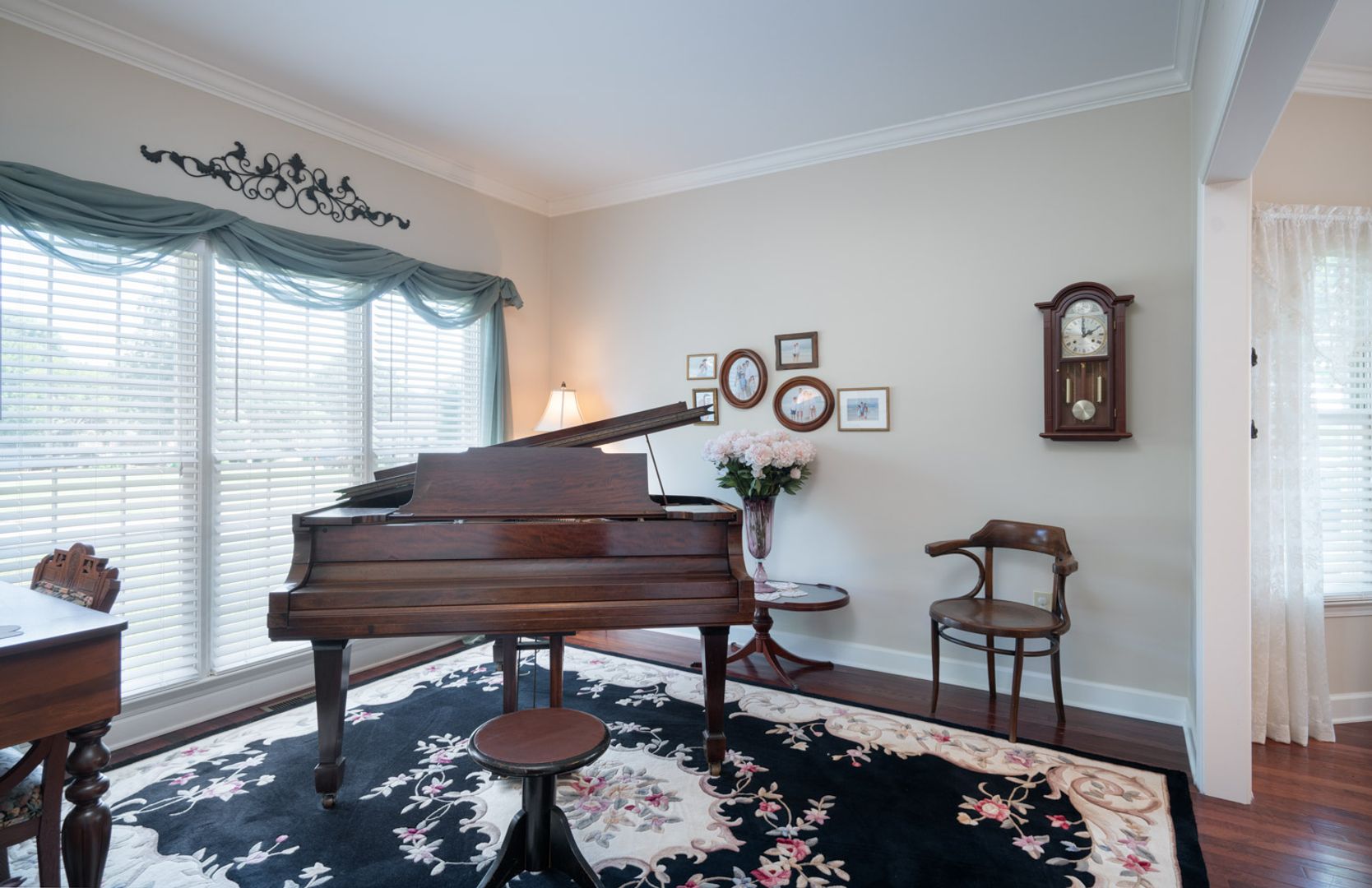 201 West Hypericum Lane 6 of 8