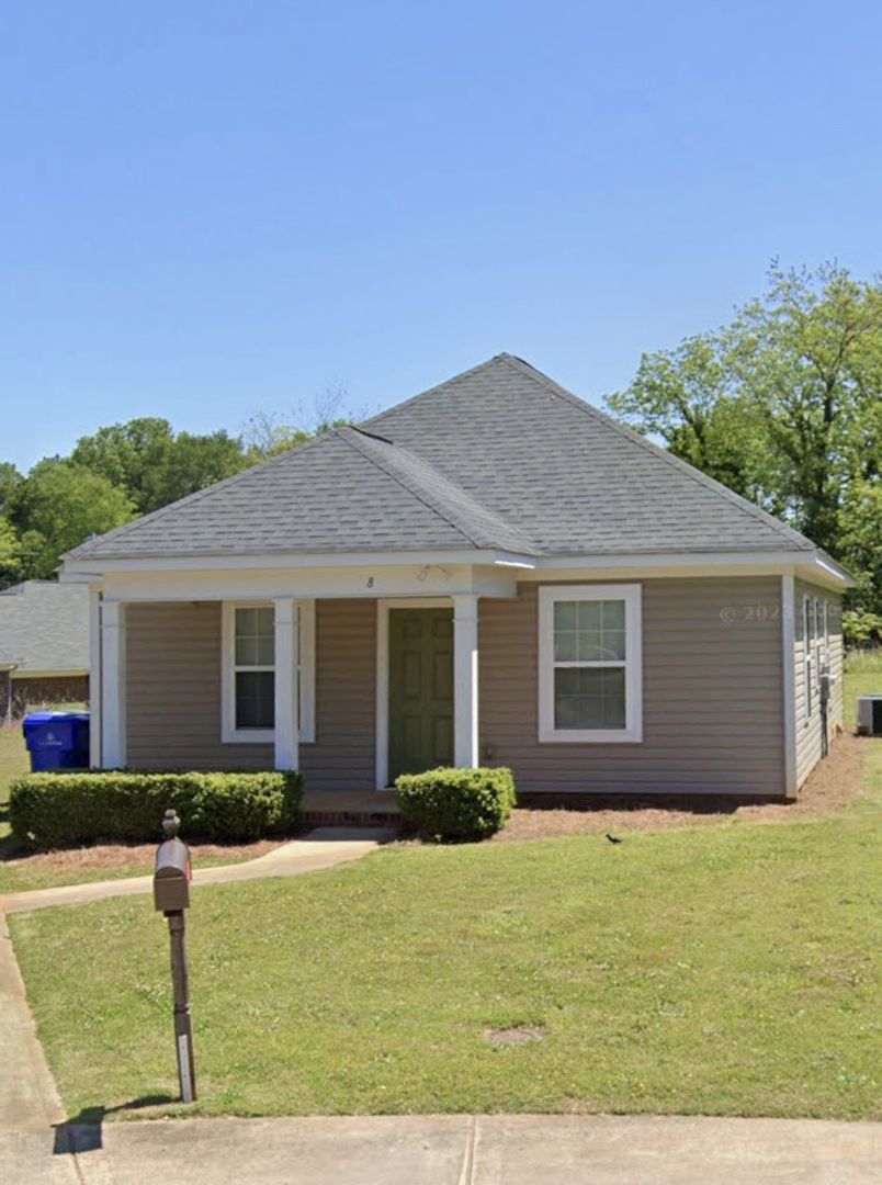 Greenville Apartment: Gower Park