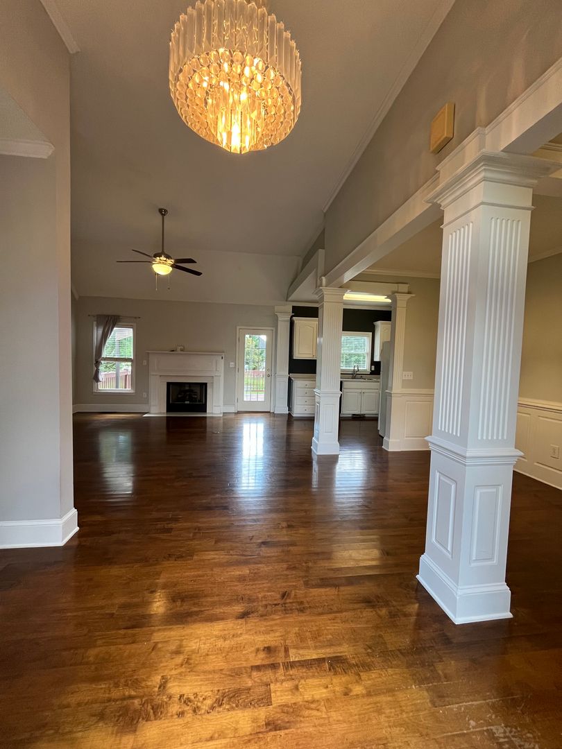 259 Faye Ct 3 of 12