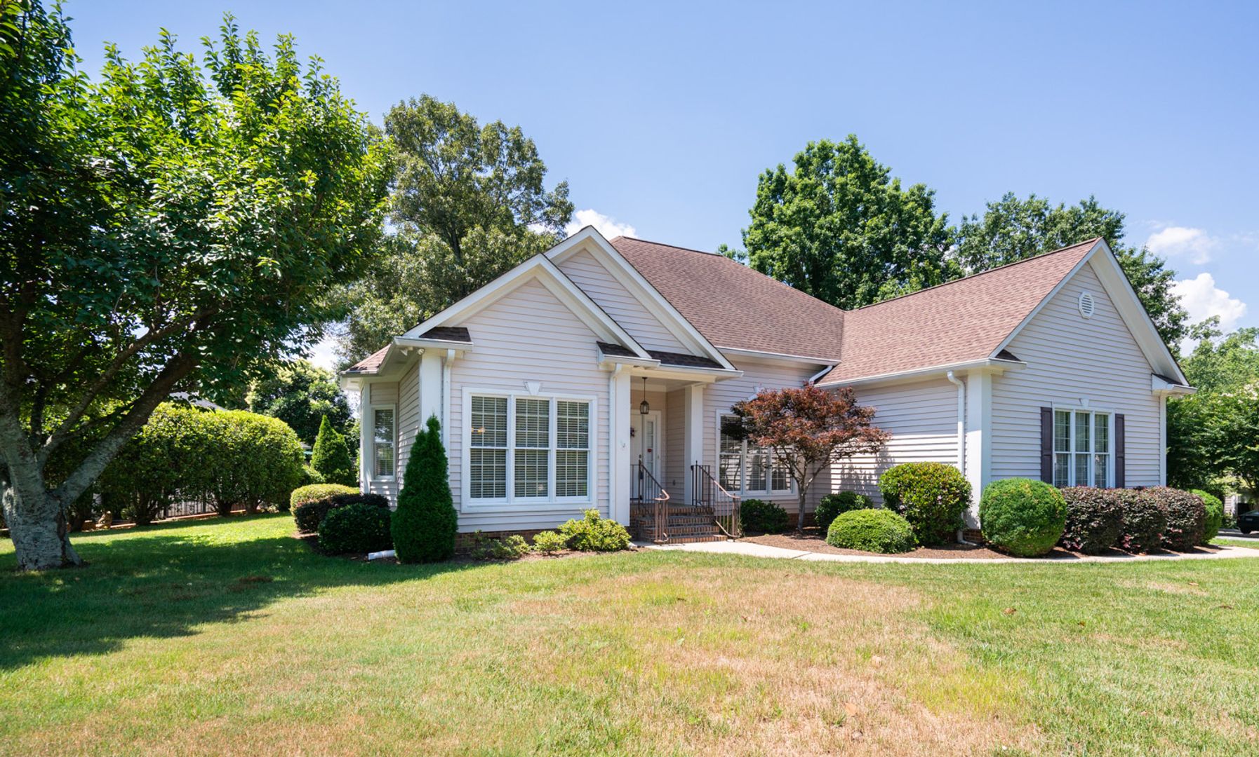 201 West Hypericum Lane 5 of 12