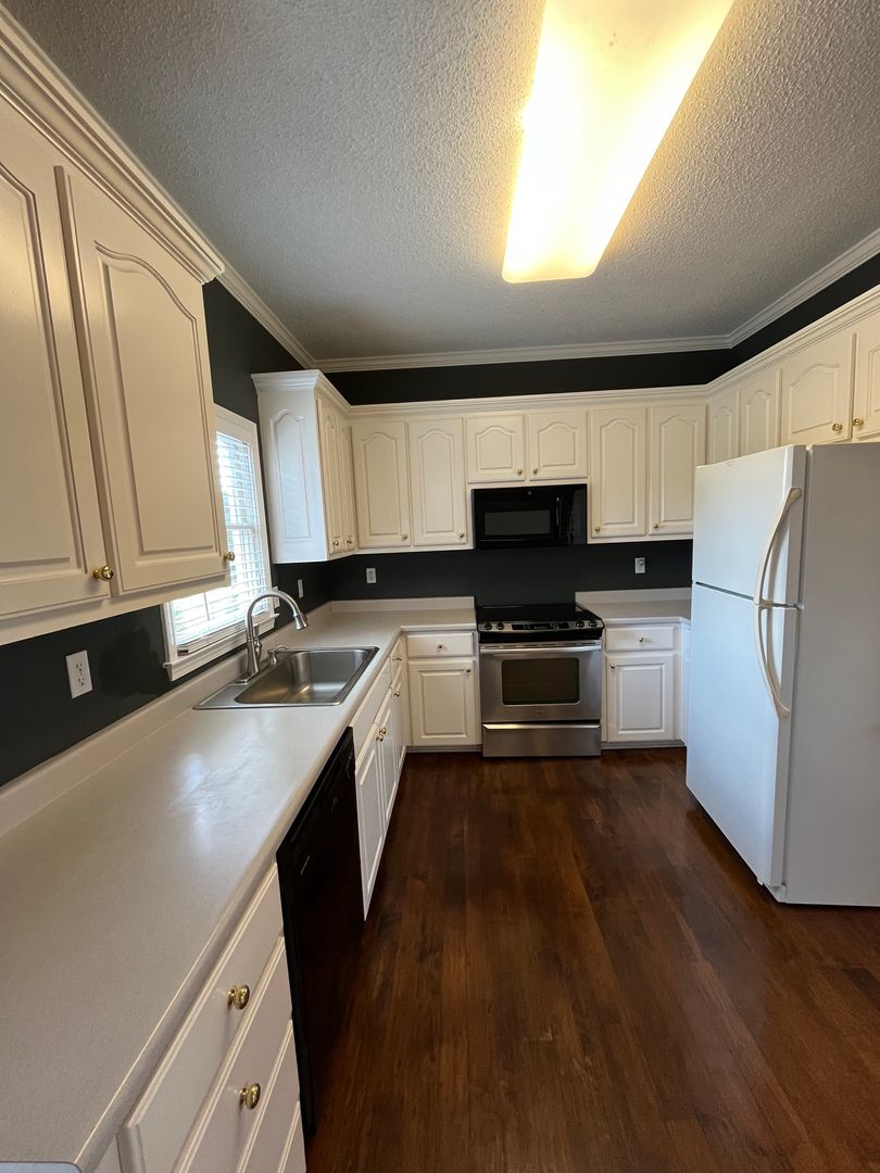259 Faye Ct 6 of 12