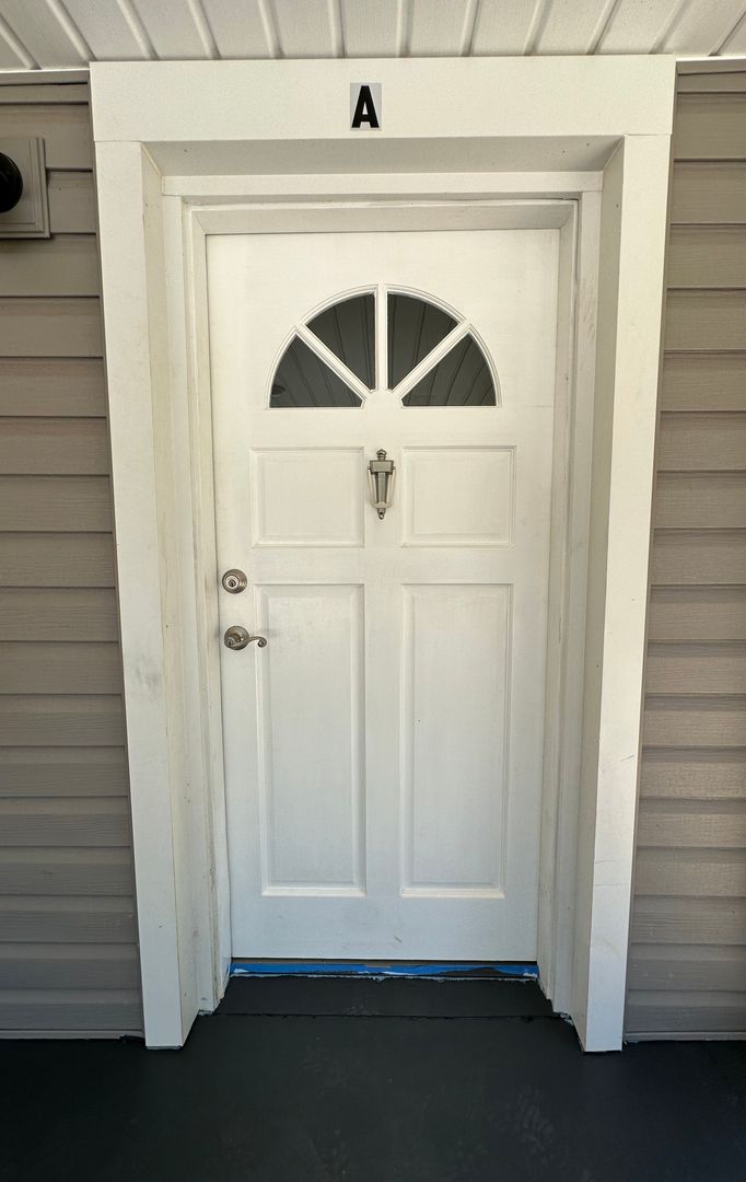 Charming Brand New 2 Bedroom 1 Bath Duplex 2 of 12