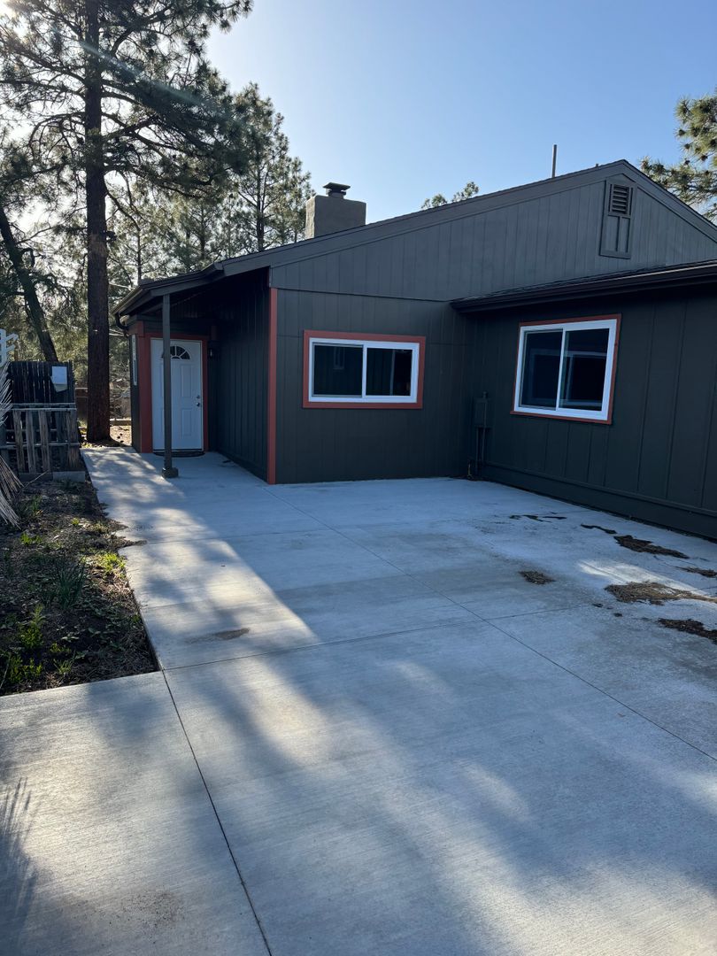 Flagstaff House: 1612 N. San Francisco Street
