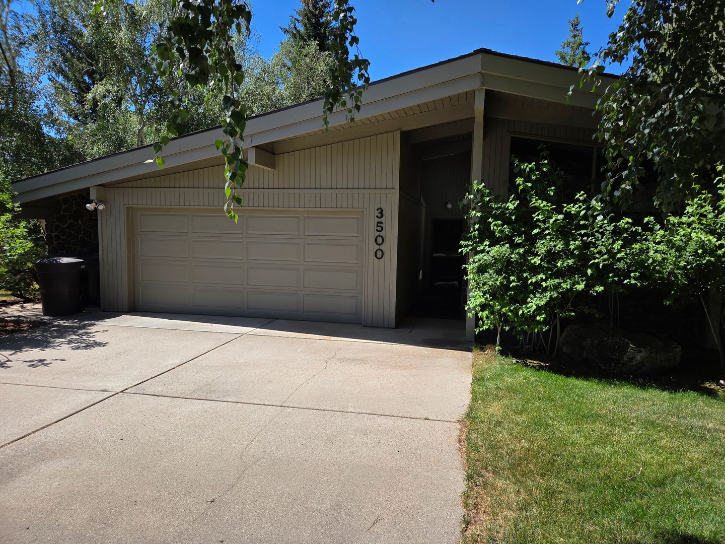 Flagstaff House: 3500 N. Country Club Drive