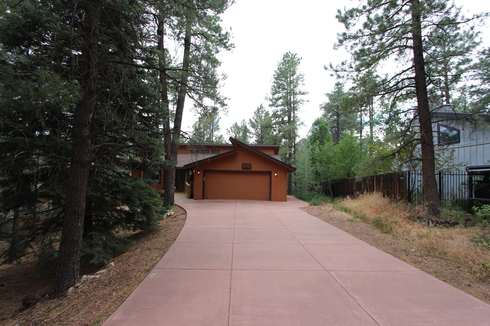 Flagstaff House: 3270 S Little Dr