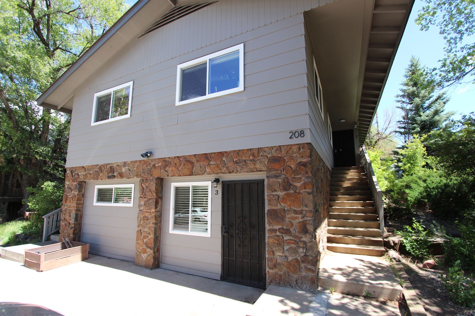 Flagstaff Apartment: 208 W Dale Ave