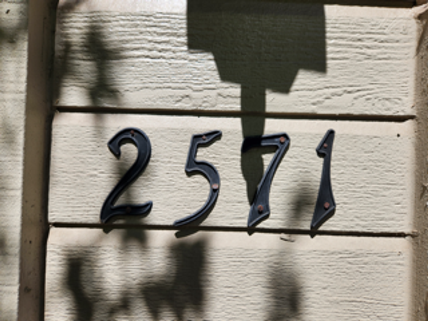 Flagstaff House: 2571 S. Eureka Lane