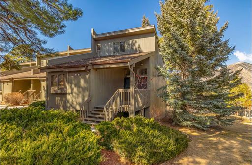 Charming 1-Bedroom Condo in Oakmont Country Club – photo 1