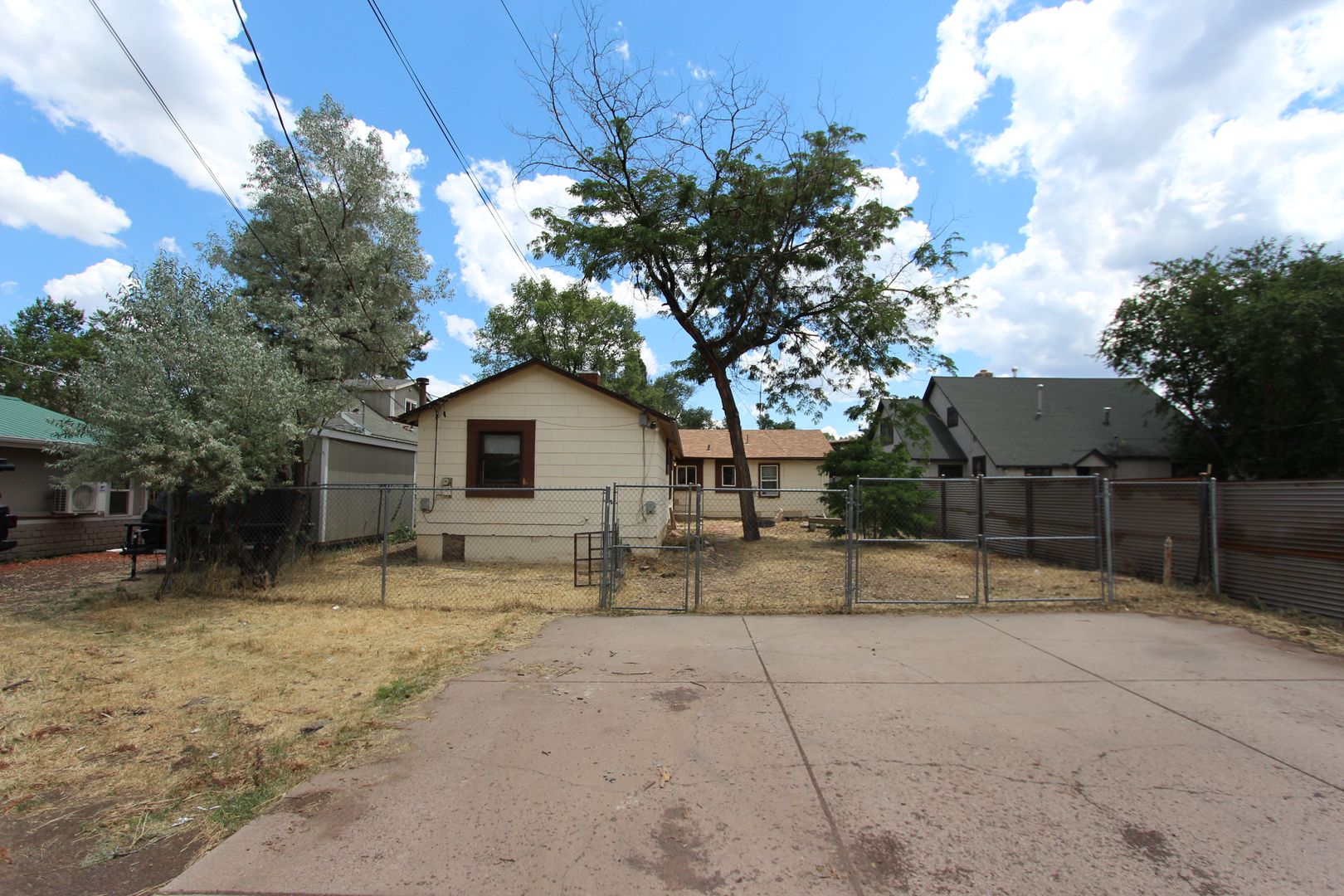 Flagstaff Apartment: 811 N Humphreys St
