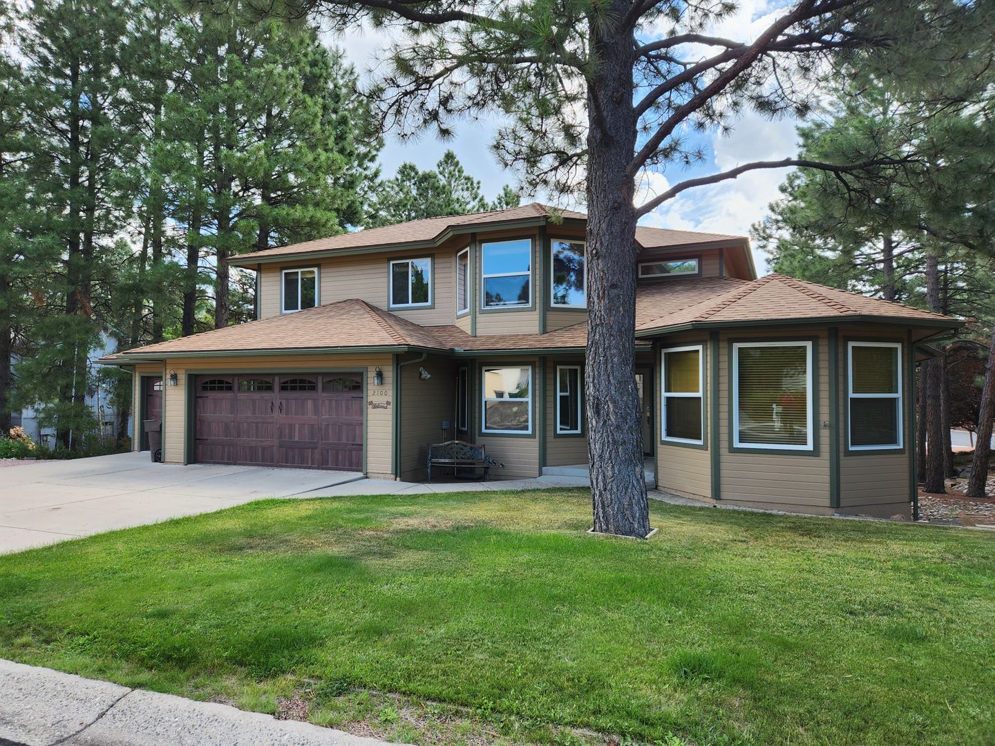Flagstaff House: 2100 N Timberline RD