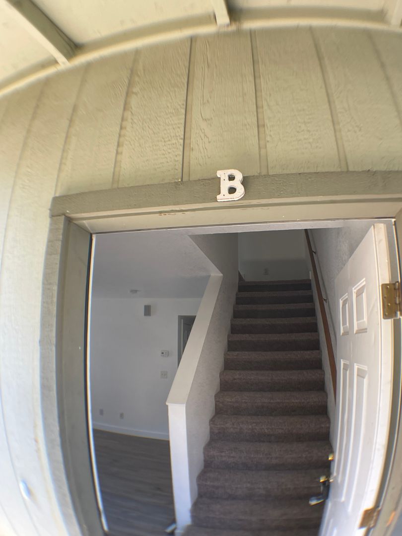 Flagstaff Apartment: 2115 N. West St.