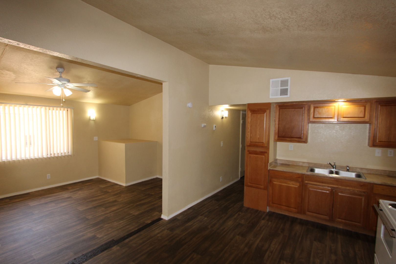 Flagstaff Apartment: 2110 N First St